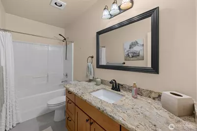 16411 Country Club Drive, Burlington, WA 98233 - Photo 9