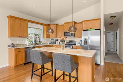 16411 Country Club Drive, Burlington, WA 98233 - Photo 15