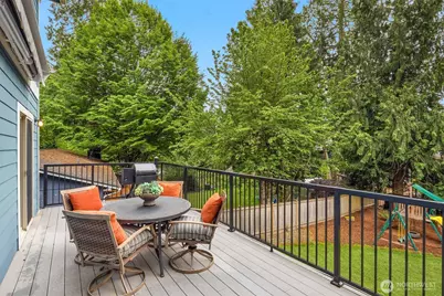 211 210th Avenue NE, Sammamish, WA 98074 - Photo 7