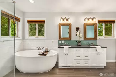 211 210th Avenue NE, Sammamish, WA 98074 - Photo 13