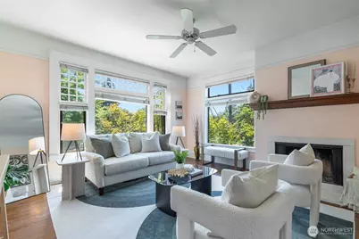 904 E Miller Street #4, Seattle, WA 98102 - Photo 1