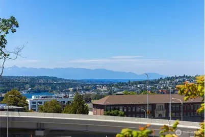 904 E Miller Street #4, Seattle, WA 98102 - Photo 25