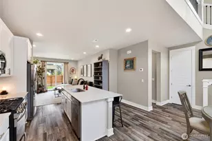 18852 129th St E, Bonney Lake, WA 98391 - Photo 7