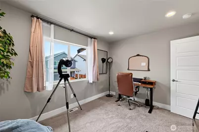 18852 129th Street E, Bonney Lake, WA 98391 - Photo 23