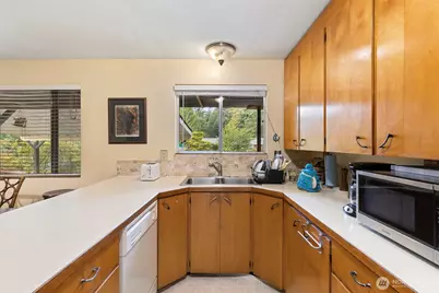 2722 Vincent Way NW, Bremerton, WA 98312 - Photo 11