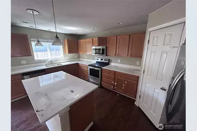 7304 35th Place NE, Marysville, WA 98270 - Photo 7