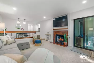 1819 N 107th Street #104, Seattle, WA 98133 - Photo 5
