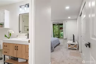 1819 N 107th St, Seattle, WA 98133 - Photo 11