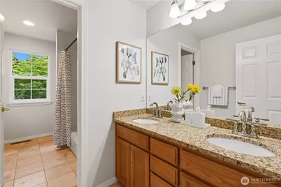 8231 126th Place SE, Newcastle, WA 98056 - Photo 33