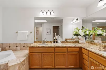 8231 126th Place SE, Newcastle, WA 98056 - Photo 25
