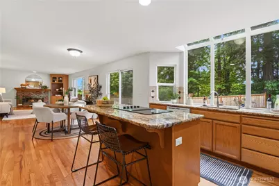 8231 126th Place SE, Newcastle, WA 98056 - Photo 9