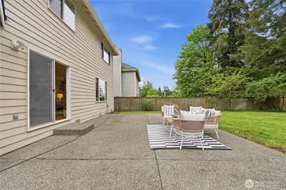 8231 126th Place SE, Newcastle, WA 98056 - Photo 37