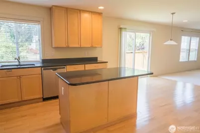 22306 NE 100th Way, Redmond, WA 98053 - Photo 9
