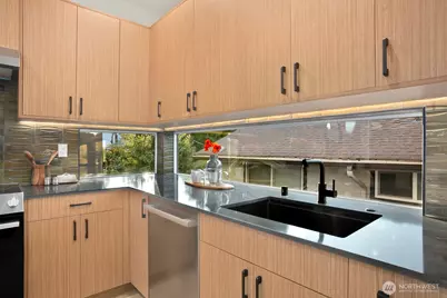 5053 35th Avenue SW #B, Seattle, WA 98126 - Photo 11