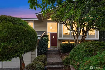 12218 SE 47th Place, Bellevue, WA 98006 - Photo 3
