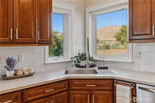 2840 Mikayla Ln, East Wenatchee, WA 98802 - Photo 13