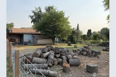 956 Brickner Road, College Place, WA 99324 - Photo 5