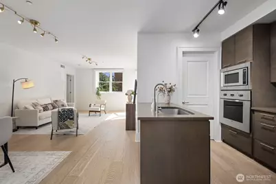 1 Ward Street #3, Seattle, WA 98109 - Photo 11