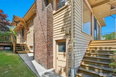 6505 Dayton Avenue N, Seattle, WA 98103 - Photo 23