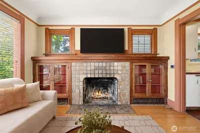 6505 Dayton Avenue N, Seattle, WA 98103 - Photo 7
