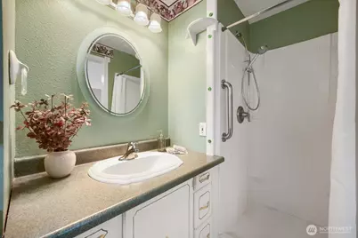 23333 115th Place SE, Kent, WA 98031 - Photo 17