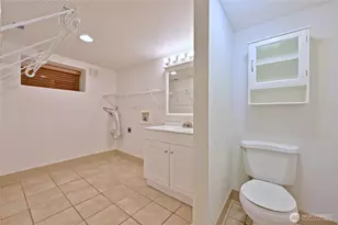 2134 E 14th St, Bremerton, WA 98310 - Photo 25