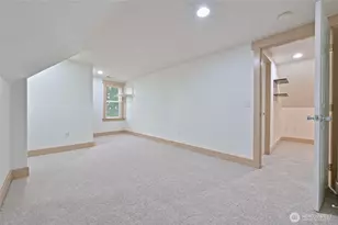 2134 E 14th St, Bremerton, WA 98310 - Photo 19