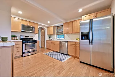2134 E 14th Street, Bremerton, WA 98310 - Photo 5
