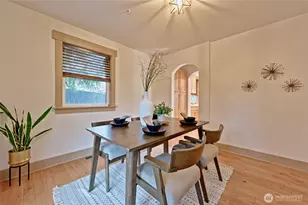 2134 E 14th St, Bremerton, WA 98310 - Photo 9