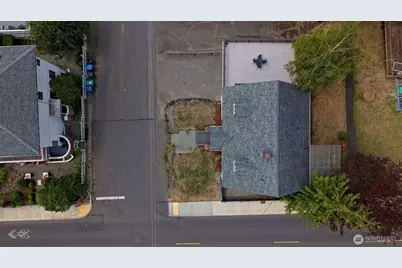 2134 E 14th Street, Bremerton, WA 98310 - Photo 27