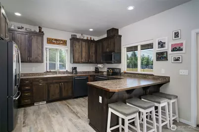 21050 Wildwood Place, Sedro Woolley, WA 98284 - Photo 7