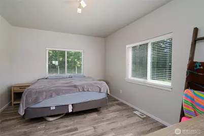 21050 Wildwood Place, Sedro Woolley, WA 98284 - Photo 11