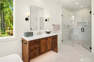 550 166th Ave NE, Bellevue, WA 98008 - Photo 23