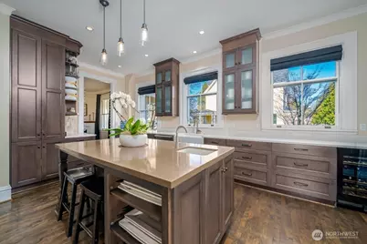 4200 Washington Avenue W, Seattle, WA 98199 - Photo 11