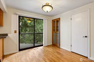 15062 SE 44 St, Bellevue, WA 98006 - Photo 17