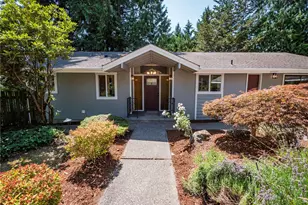 2009 Arbutus St NE, Olympia, WA 98506 - Photo 3