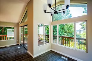 2009 Arbutus St NE, Olympia, WA 98506 - Photo 7