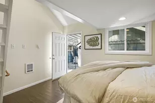 11350 28th Ave NE, Seattle, WA 98125 - Photo 35