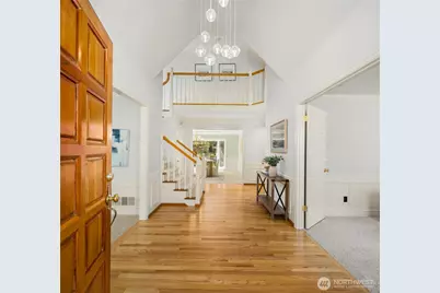 22525 SE 46th Place, Sammamish, WA 98075 - Photo 3