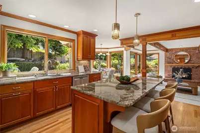 22525 SE 46th Place, Sammamish, WA 98075 - Photo 11