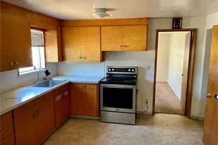 9058 Wallingford Ave N, Seattle, WA 98103 - Photo 7