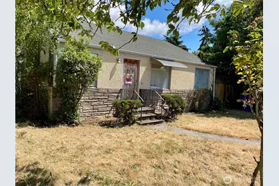 9058 Wallingford Avenue N, Seattle, WA 98103 - Photo 1