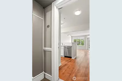 1525 NW 57th Street #326, Seattle, WA 98107 - Photo 3