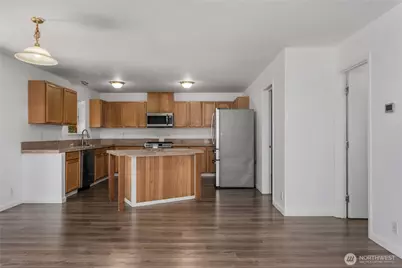 19514 104th Avenue E, Graham, WA 98338 - Photo 3