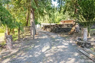 183 Pogue Ln, Castle Rock, WA 98611 - Photo 31