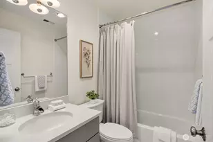 7051 34th Ave NE, Seattle, WA 98115 - Photo 33