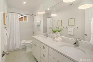 7051 34th Ave NE, Seattle, WA 98115 - Photo 23