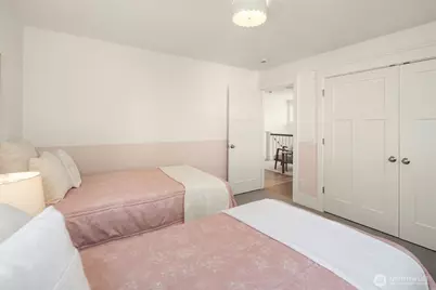 7051 34th Avenue NE, Seattle, WA 98115 - Photo 21