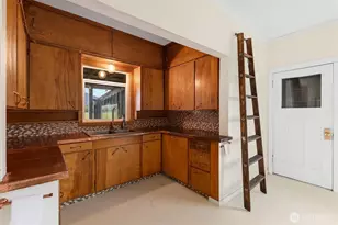 30731 Walberg Rd, Sedro Woolley, WA 98284 - Photo 9