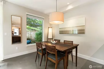 728 Boylston Avenue E #B, Seattle, WA 98102 - Photo 11